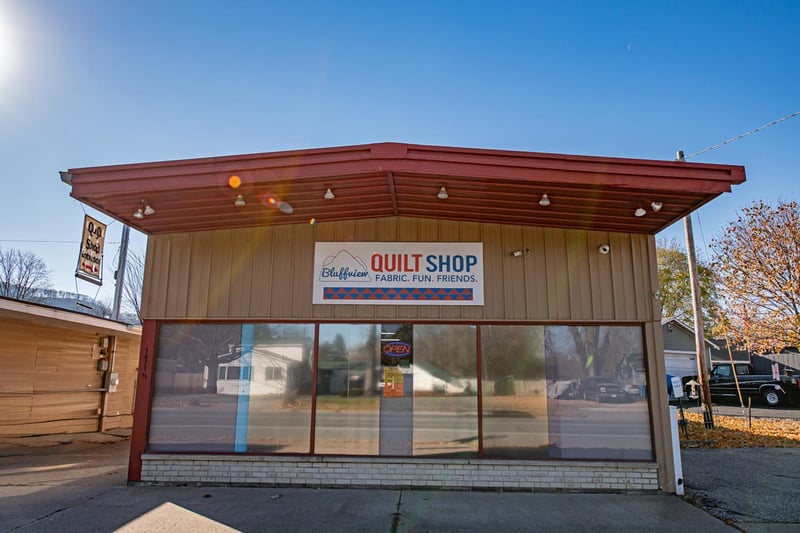 1671 W 5th St, Winona, MN 55987