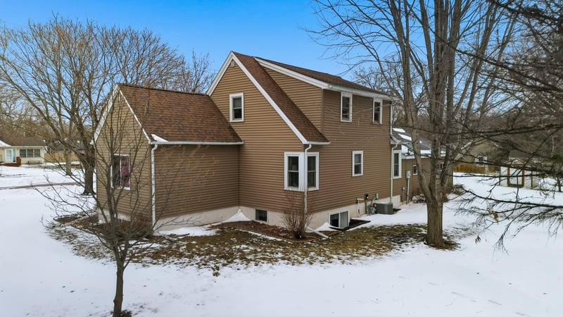 702 9th Ave S, Saint James, MN 56081