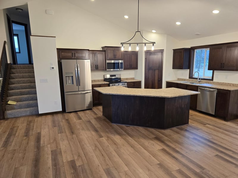 4840 Maple St, Rockford, MN 55373