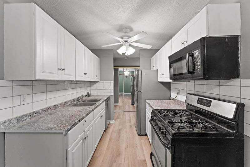 4207 Lakeside Ave N #134, Brooklyn Center, MN 55429