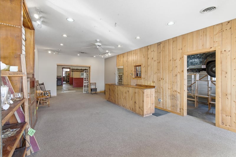 1101 State St N, Waseca, MN 56093