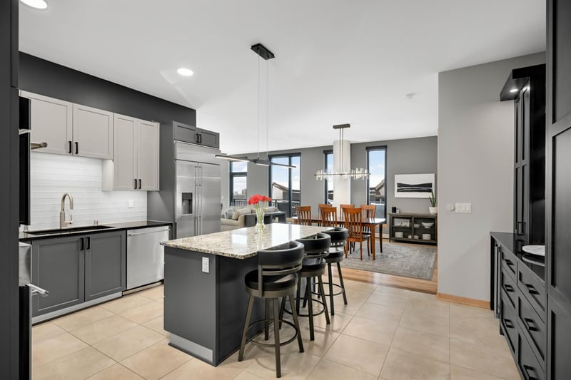 1240 S 2nd St #1202, Minneapolis, MN 55415