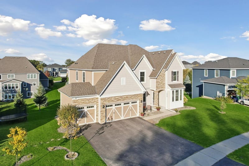 16868 Reeder Rg, Eden Prairie, MN 55347