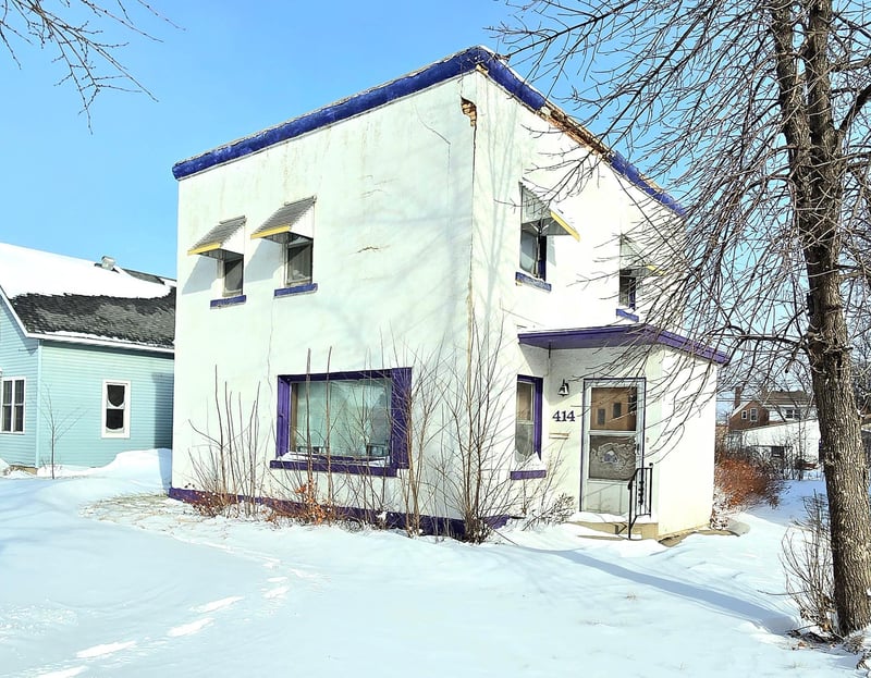 414 Broadway St N, New Ulm, MN 56073