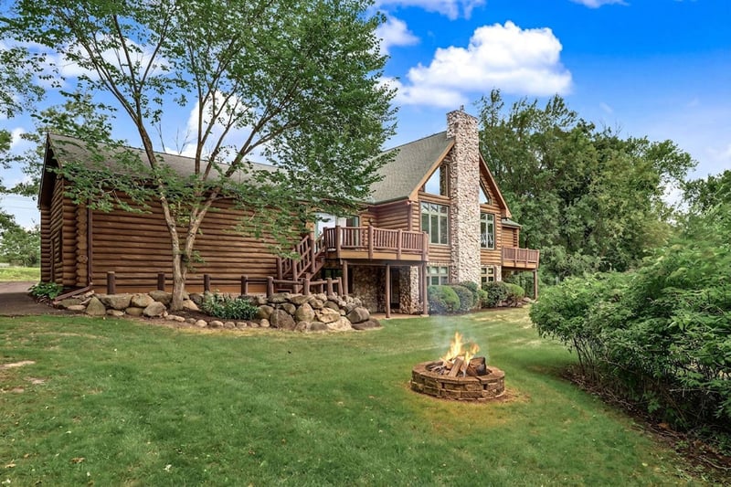6294 Otter Lake Rd, Lino Lakes, MN 55110