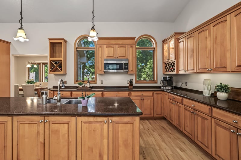 14856 River Crossing, Savage, MN 55378