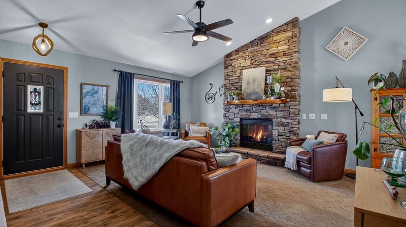 1821 Dorret Rd, Eau Claire, WI 54703