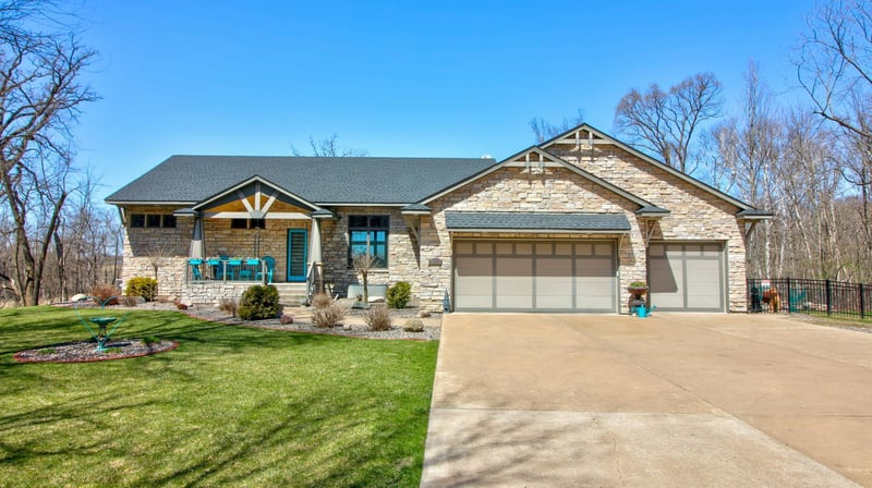 13966 346th Ct, Lindstrom, MN 55045
