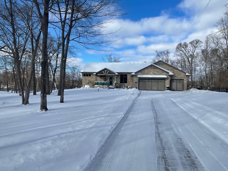 13966 346th Ct, Lindstrom, MN 55045