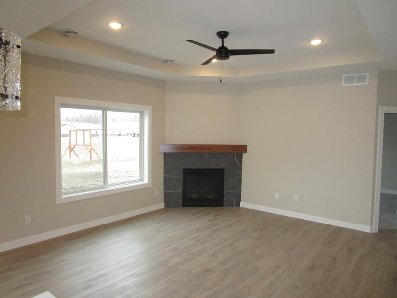 803 3rd Ave NW, Pine Island, MN 55963