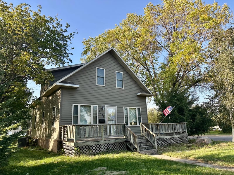 514 Saint Olaf Ave N, Canby, MN 56220