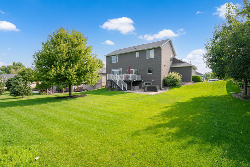 1157 8th Ave NW, Byron, MN 55920