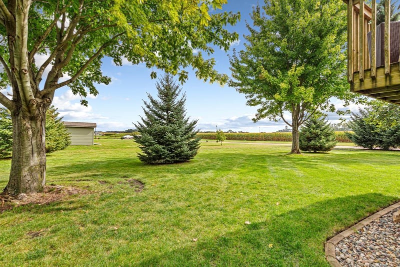 95 Evergreen Ct, Madison Lake, MN 56063