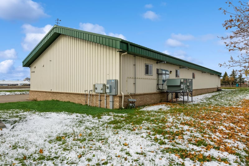 114 Thomas Cir, Monticello, MN 55362