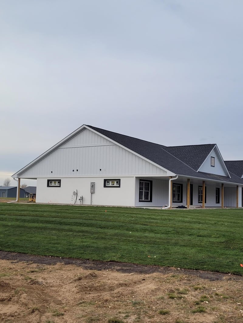 19590 University Ave NW, Oak Grove, MN 55011