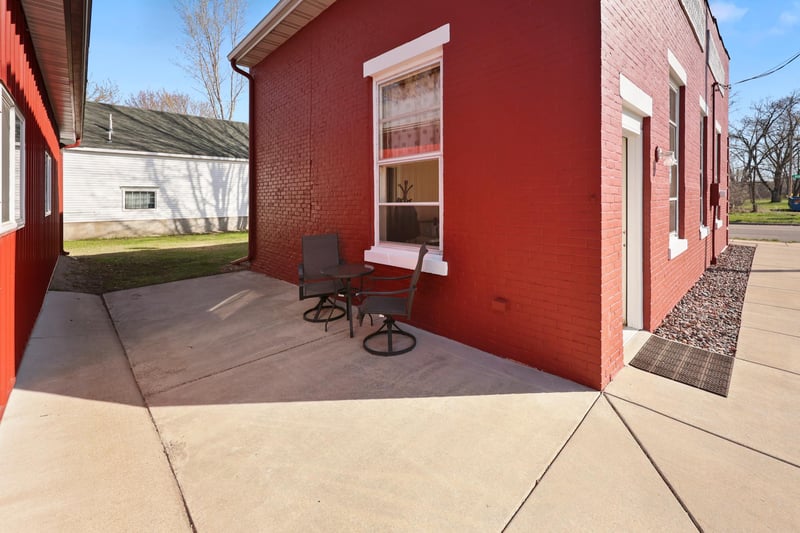 445 Main St, Clearwater, MN 55320
