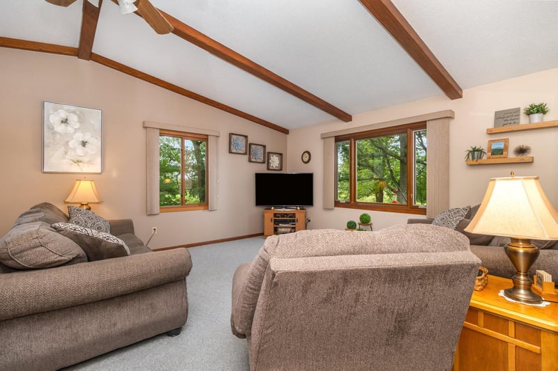 4645 Halstad Ave, Webster, MN 55088