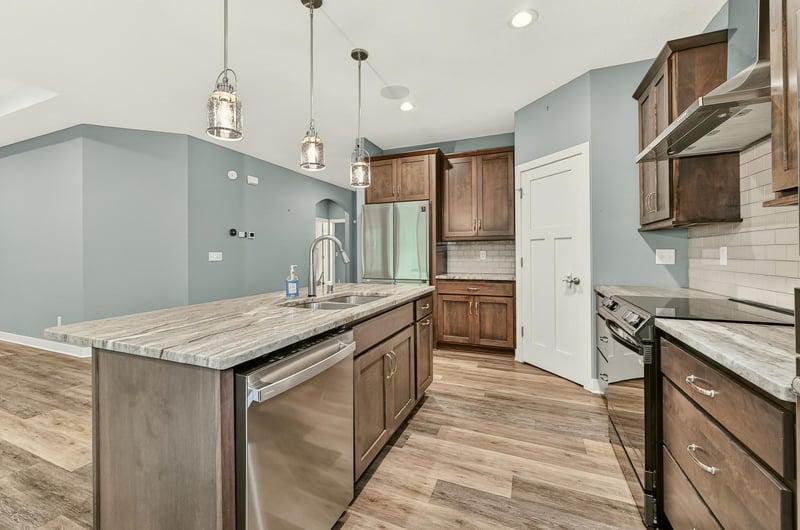 4283 Stone Point Dr NE, Rochester, MN 55906