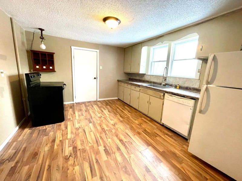 1109 3rd St W, Menomonie, WI 54751