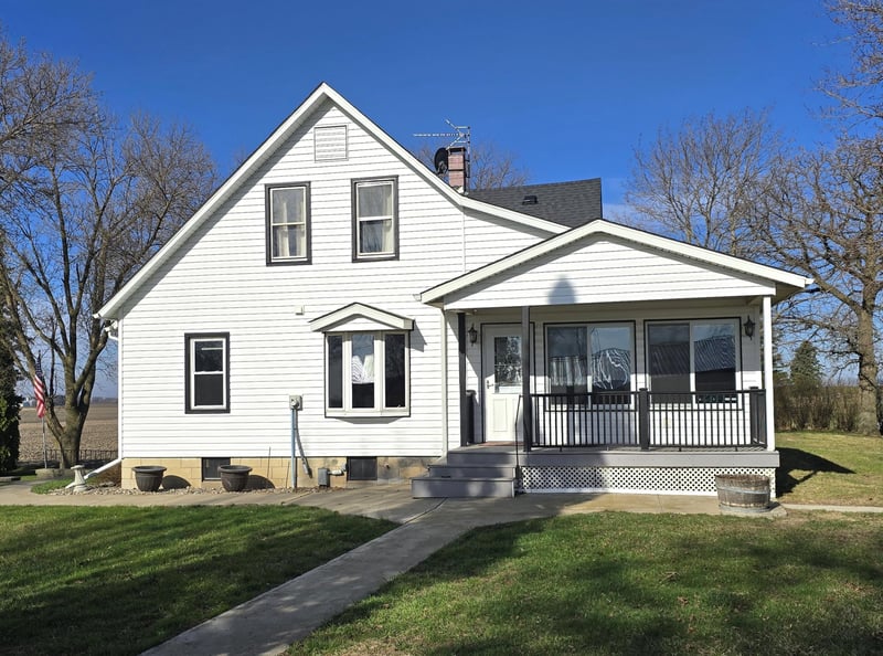 67632 440th St, Fairfax, MN 55332