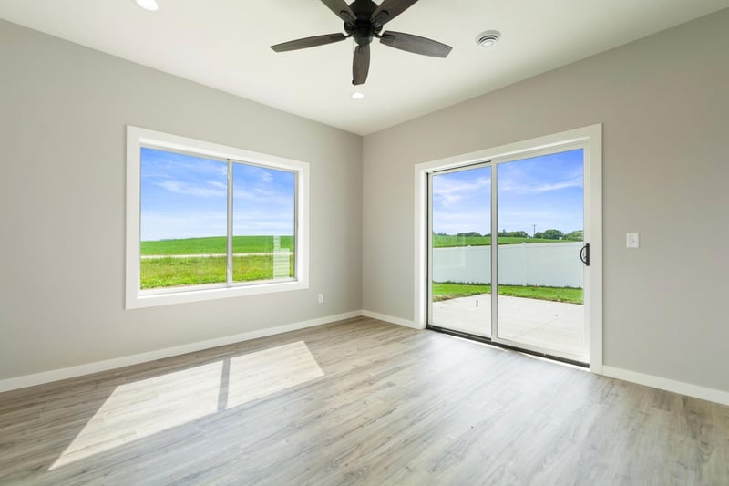 1534 9th Ave SW, Hutchinson, MN 55350