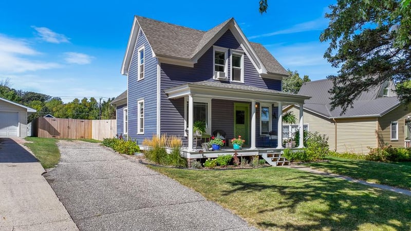 220 Fremont St S, Lake Benton, MN 56149
