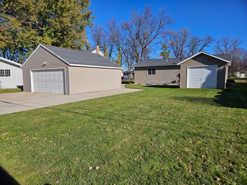417 9th St N, Breckenridge, MN 56520