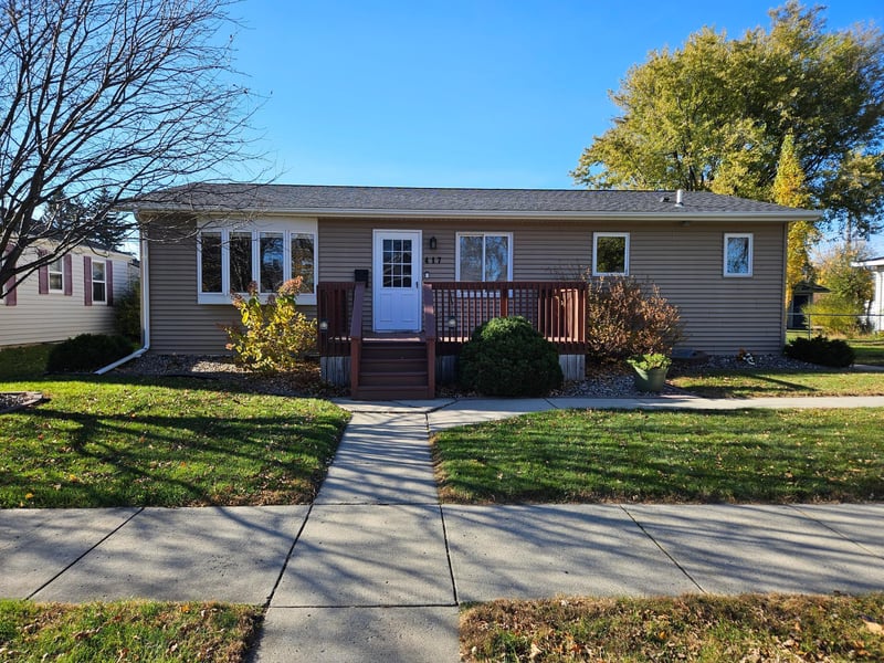 417 9th St N, Breckenridge, MN 56520