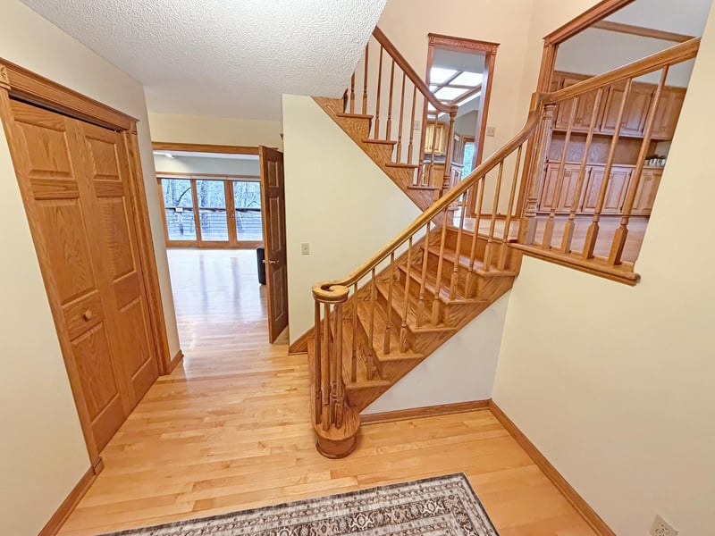 2455 Saint Croix Trl S, Afton, MN 55001