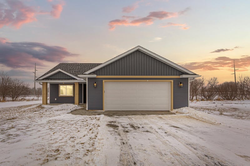 804 2nd St Se, Dodge Center, MN 55927