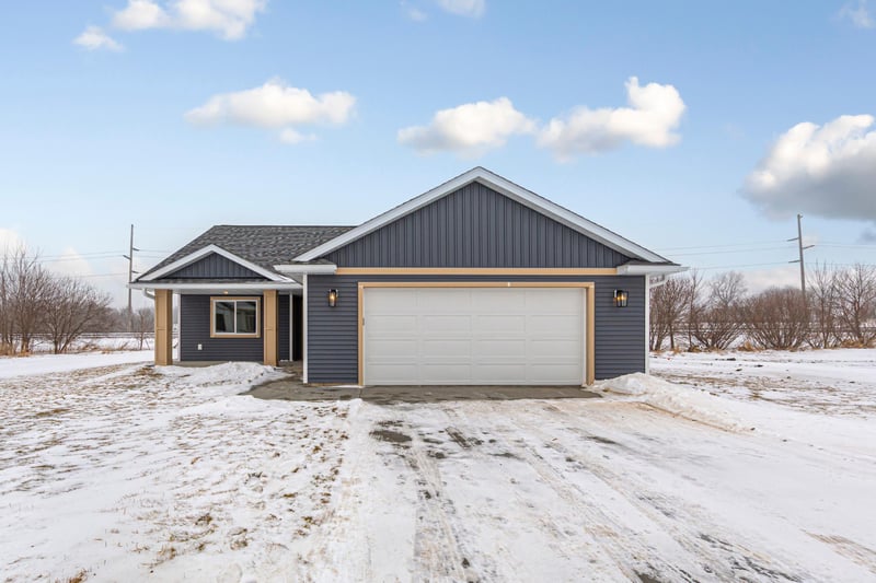 804 2nd St Se, Dodge Center, MN 55927