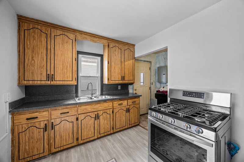 5029 Dupont Ave N, Minneapolis, MN 55430