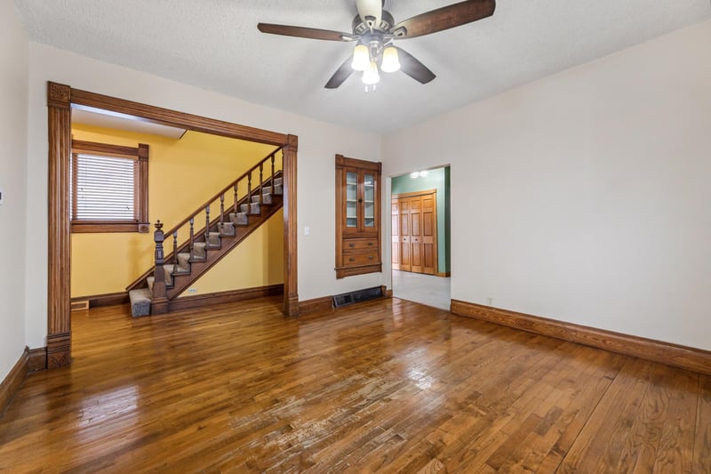 209 Oak St S, Mabel, MN 55954