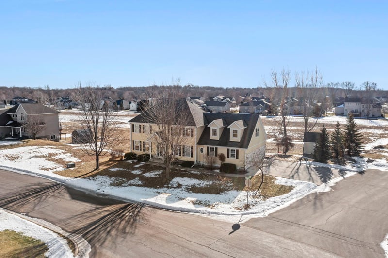 1555 Wood Duck Ln NE, Owatonna, MN 55060