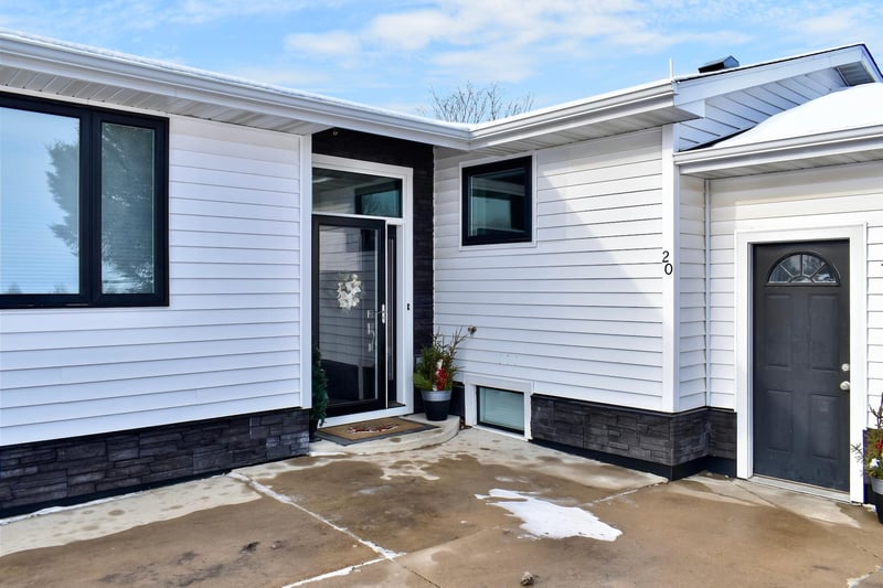 20 Cedar Ln, Lewiston, MN 55952