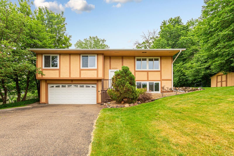 26525 Xerxes Trl, Elko New Market, MN 55020