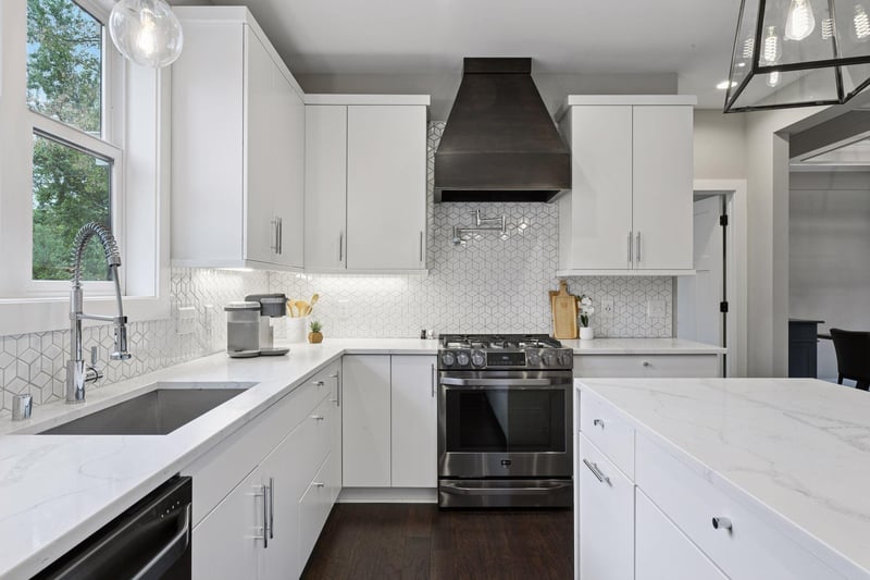 3520 Meadow Ln, Minnetonka, MN 55345