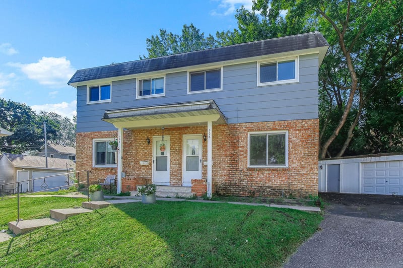 508 Shadyside Cir, Hopkins, MN 55343