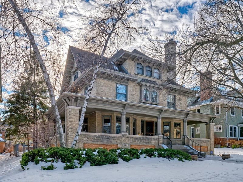716 Lincoln Ave, Saint Paul, MN 55105