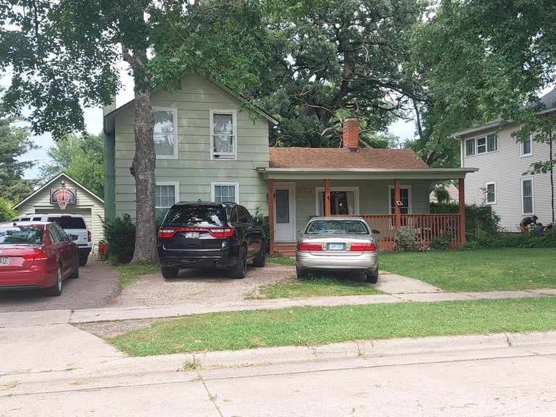 234 E School St, Owatonna, MN 55060