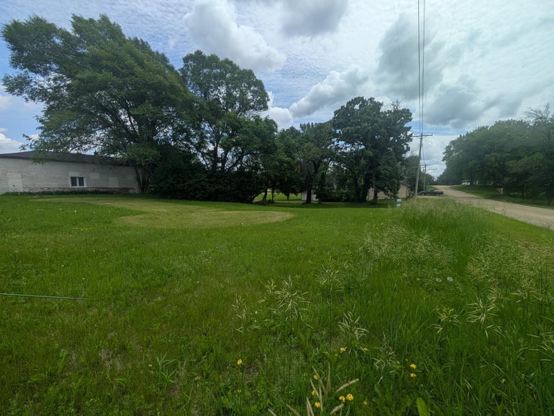 9615 Main St, Elko New Market, MN 55020