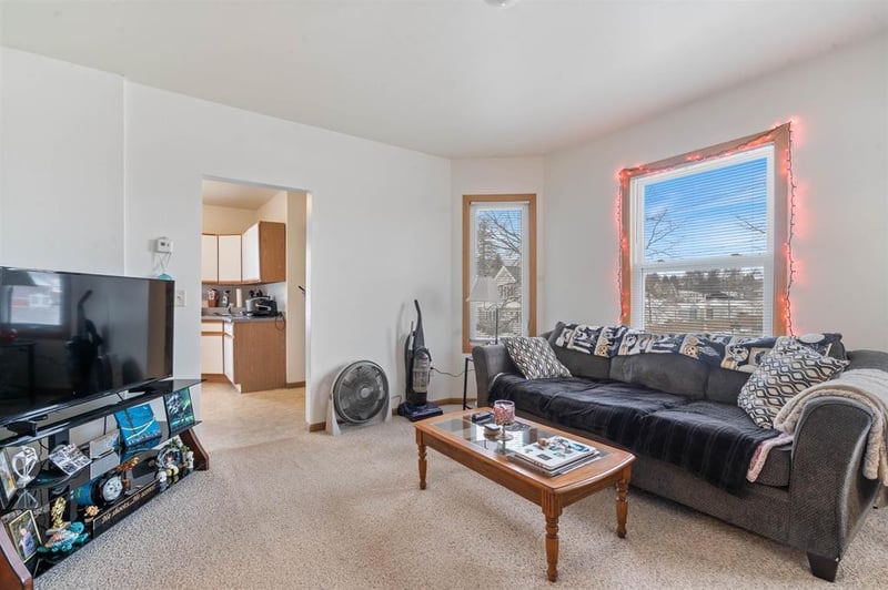 4303 Grand Ave, Duluth, MN 55807