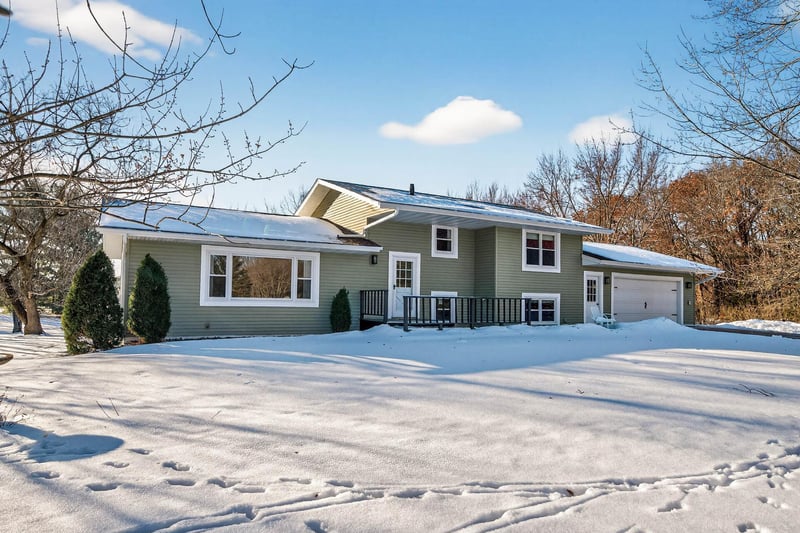3610 211th Ln NW, Oak Grove, MN 55303
