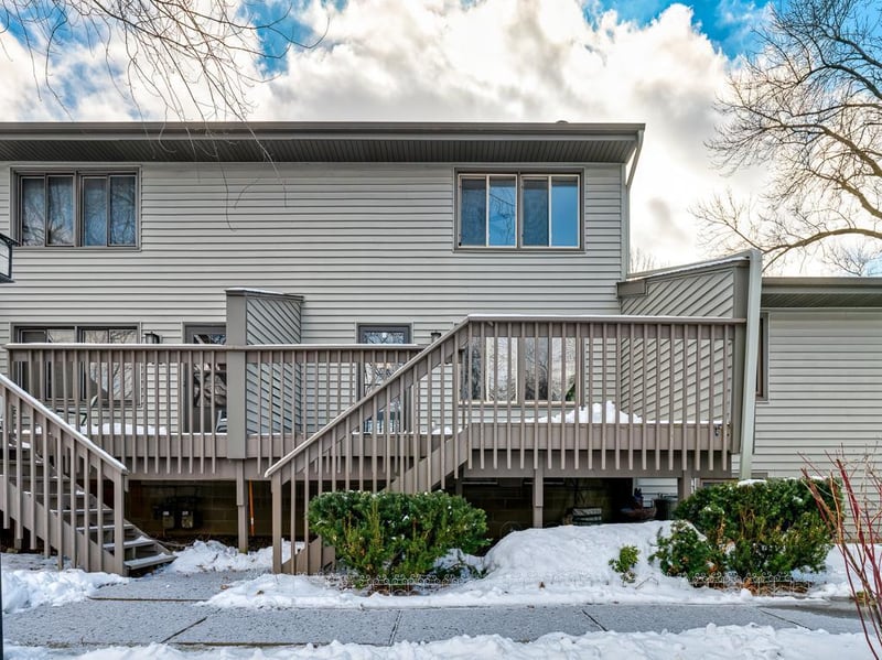 1470 Arden View Dr, Arden Hills, MN 55112