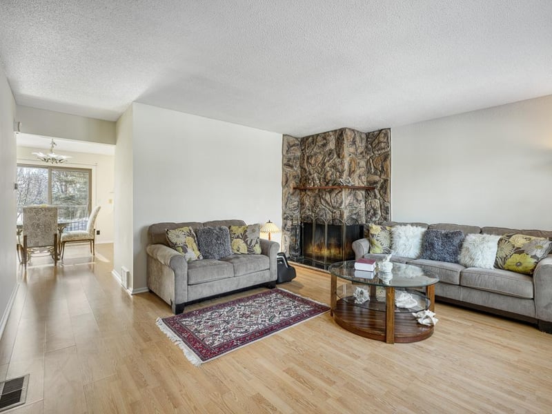1470 Arden View Dr, Arden Hills, MN 55112
