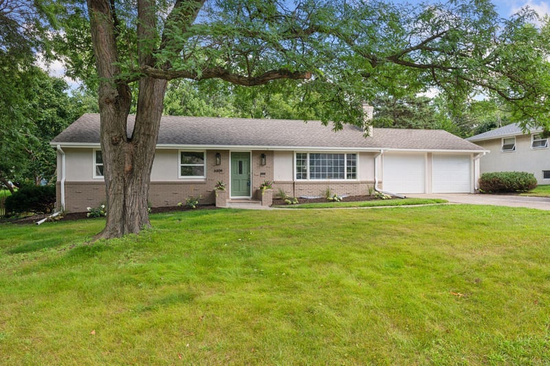 6209 Halifax Ave S, Edina, MN 55424