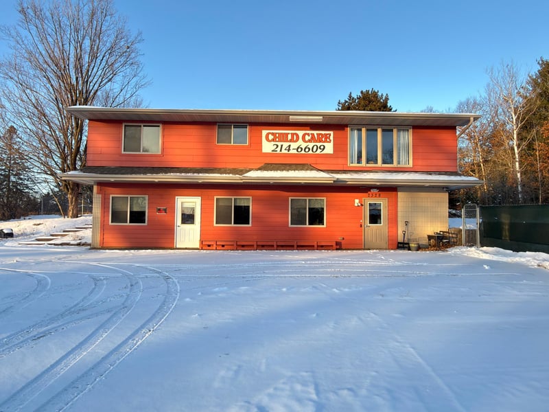 2328 N Hillcrest Pw, Altoona, WI 54720