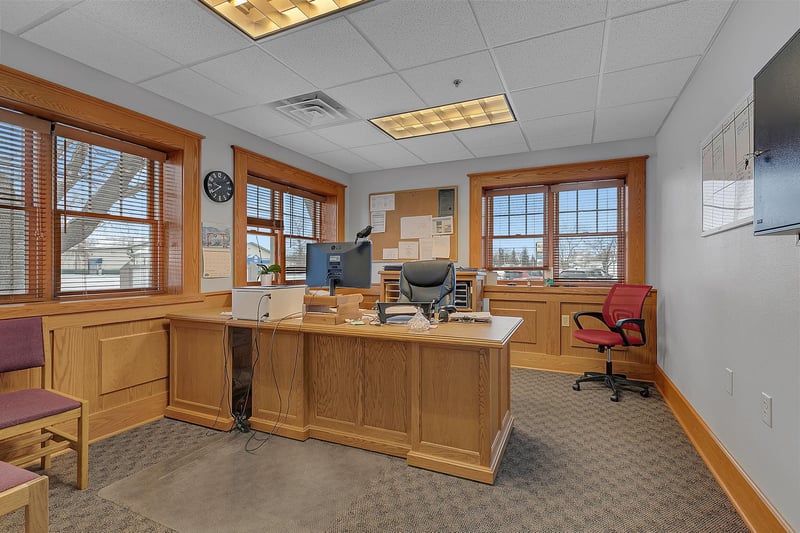 1224 N Nokomis NE, Alexandria, MN 56308