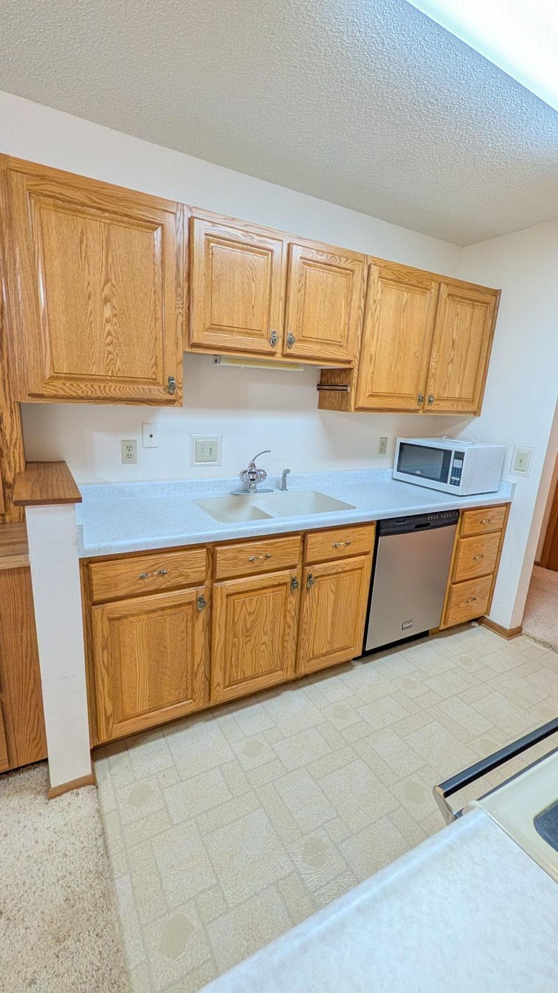 1200 18th Ave NW #118, Austin, MN 55912