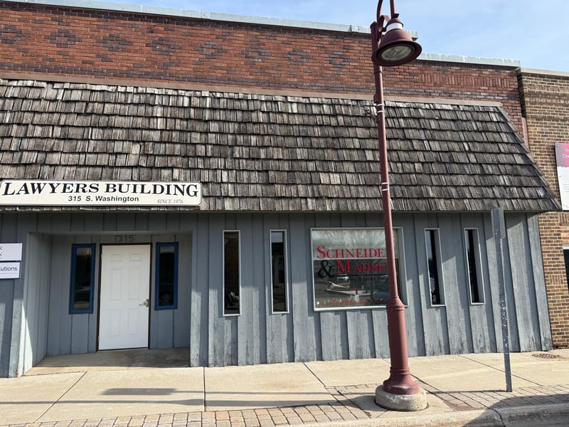 315 S Washington St, Redwood Falls, MN 56283
